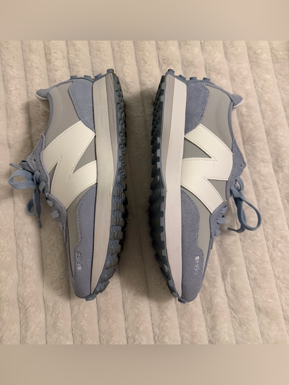 Figs Women's Sneakers in Light Blue and White - Picture 5 of 5